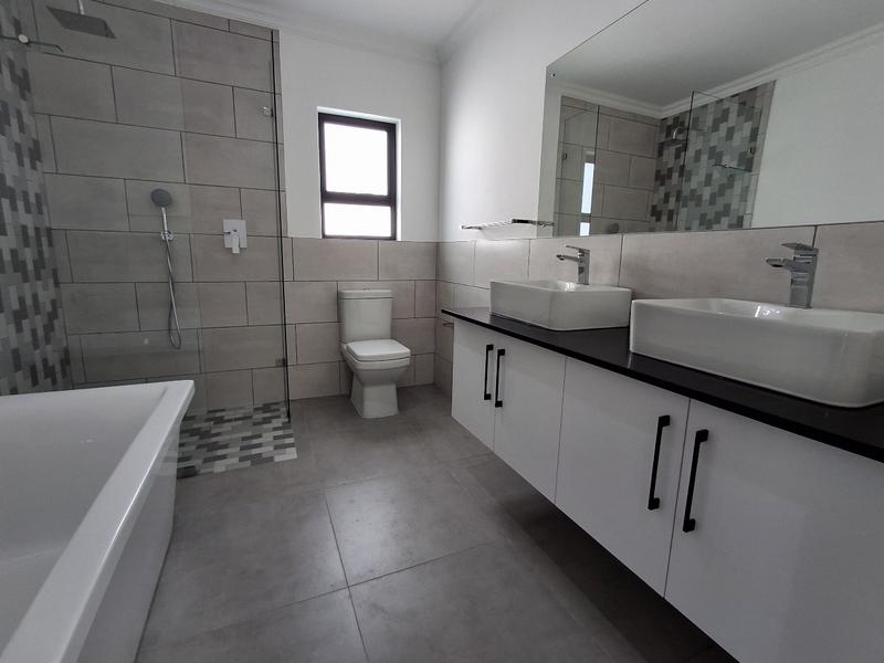 2 Bedroom Property for Sale in Britannia Bay Western Cape
